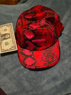 Ivy Park X Adidas Ivy Heart 2021 Satin Cap